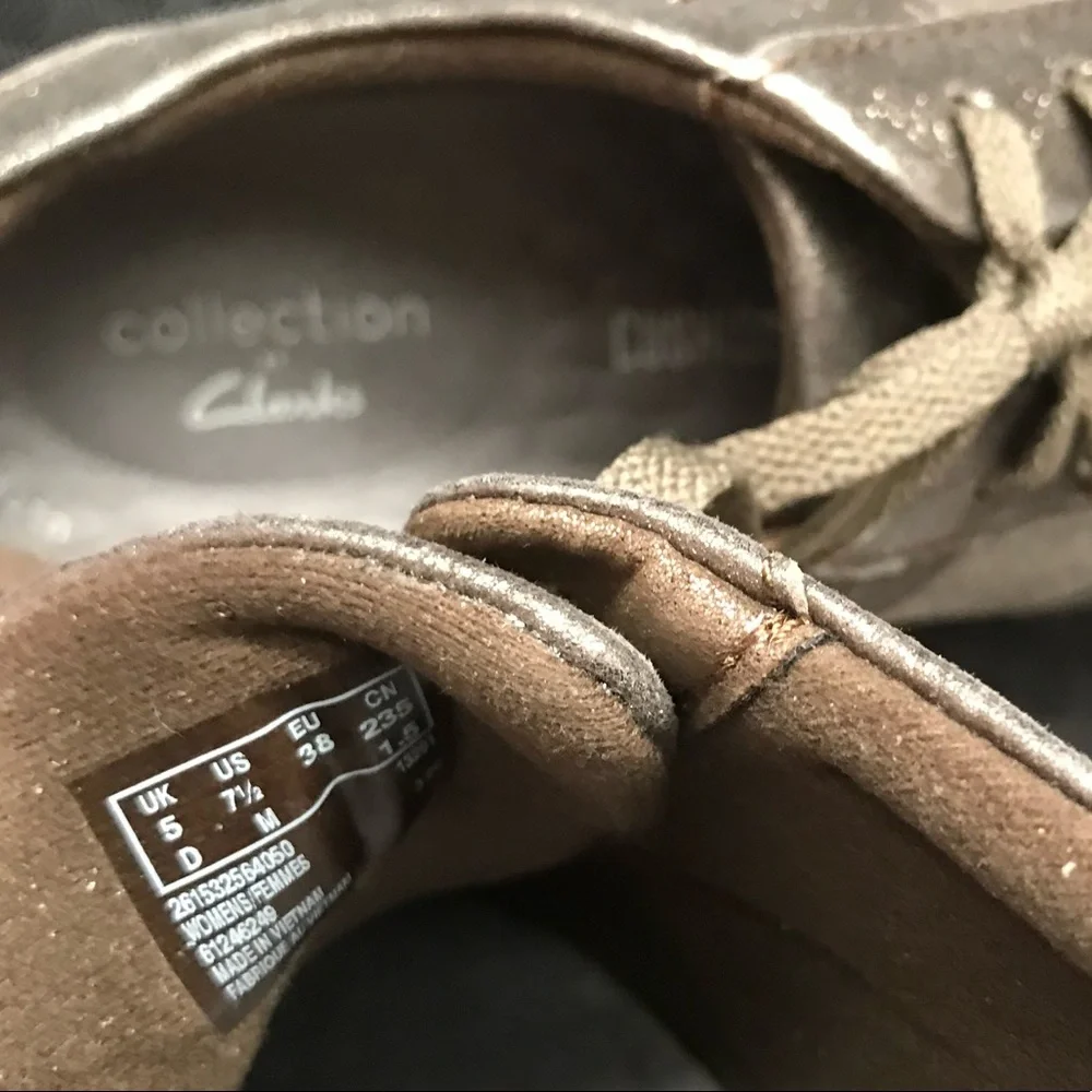Clarks Bronze Sneakers